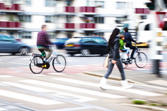Ab Juli Pflicht: Neuwagen müssen Radfahrer erkennen