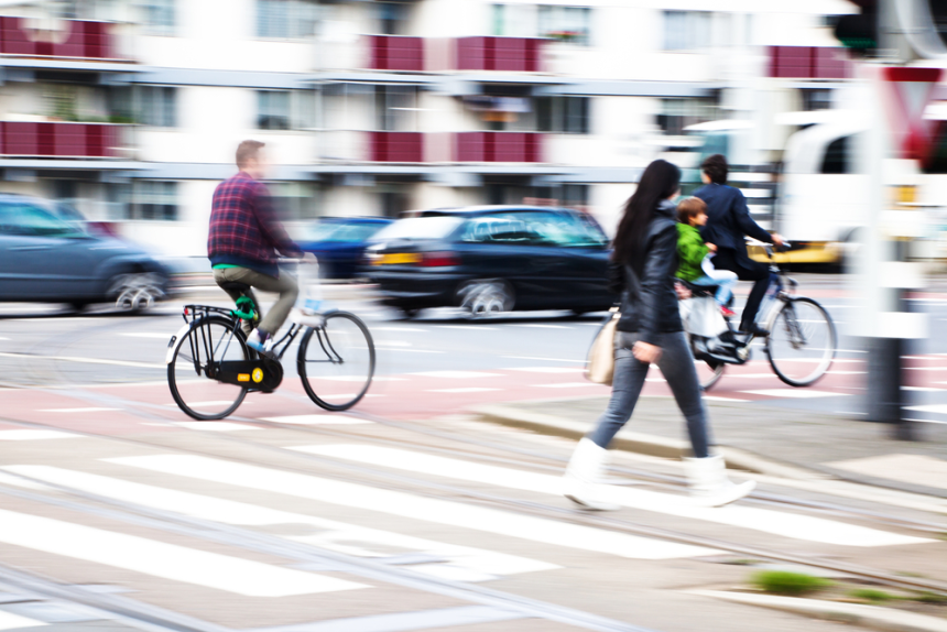 Ab Juli Pflicht: Neuwagen müssen Radfahrer erkennen