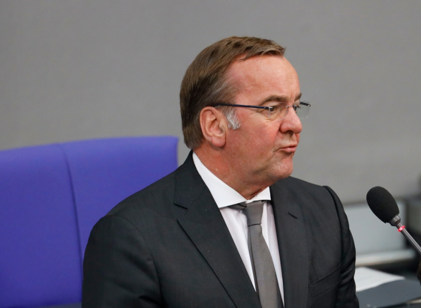 f126-aus-schickt-rheinmetall-aktie-auf-talfahrt