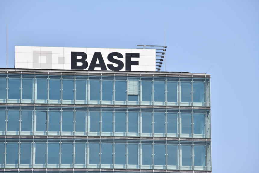 BASF sorgt mit Evonik-Gerüchten für Börsenwirbel