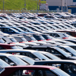 Ölpreisschock setzt Autoaktien kräftig unter Druck